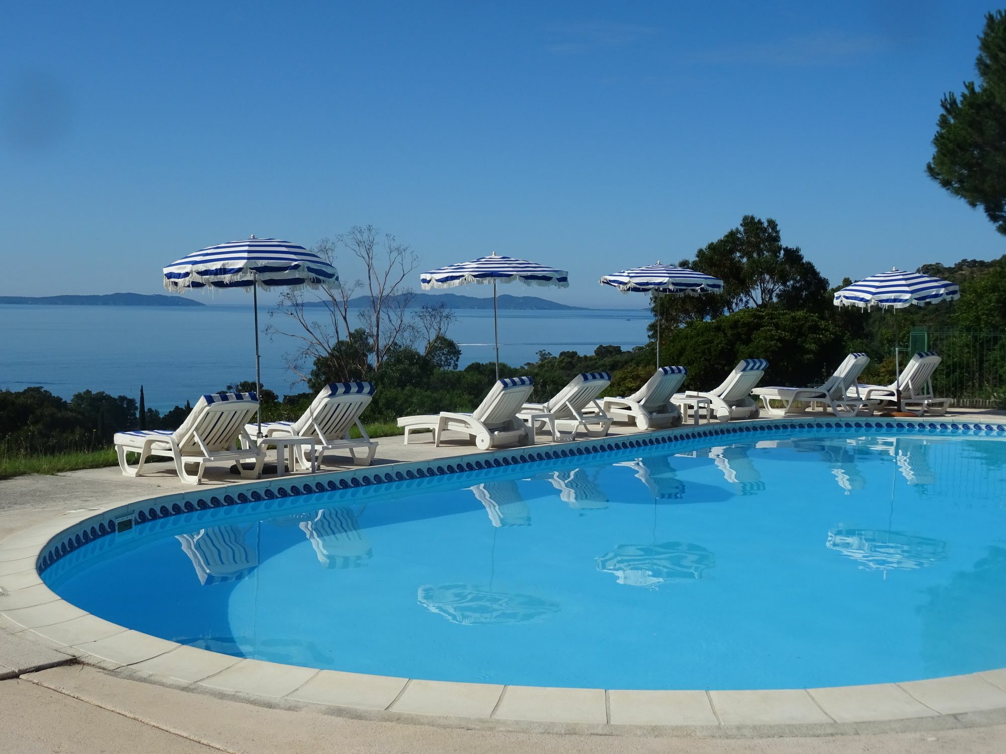 Azur Hotel Le Lavandou Exteriér fotografie